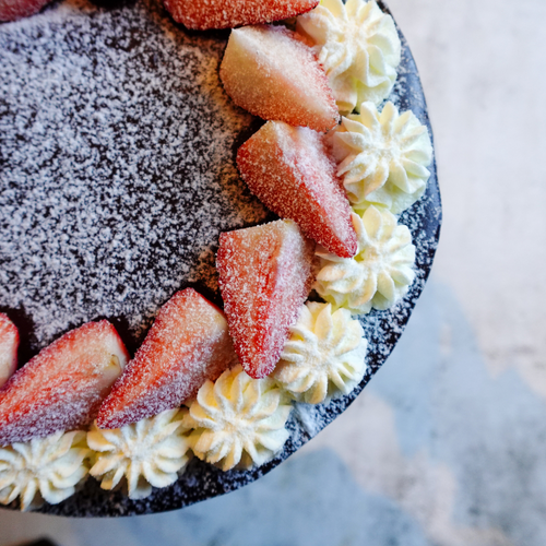 Old Fashioned Chocolate Cake