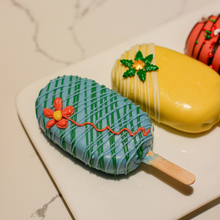 Cakesicles